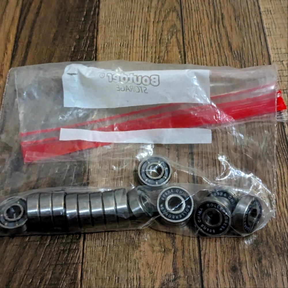 Rollerbones Bearings nwot